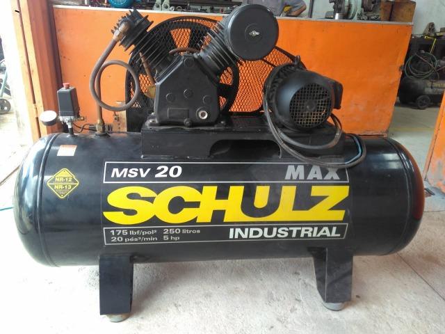 Compressor industrial novo