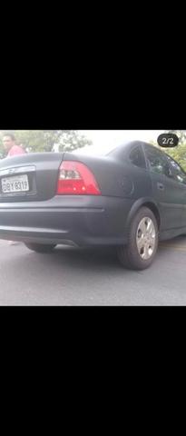 Carro envelopado preto fosco promoção