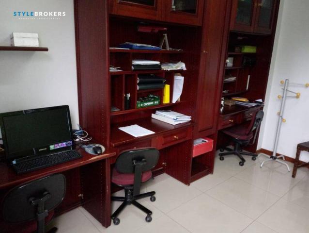 Apartamento no Edifício Barcelona com 4 dormitórios à venda, 270 m² por R$ 780.000 - Bairr - Foto 13