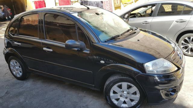 Citroën C3 Exclusive 1.4 8V (flex) 2011