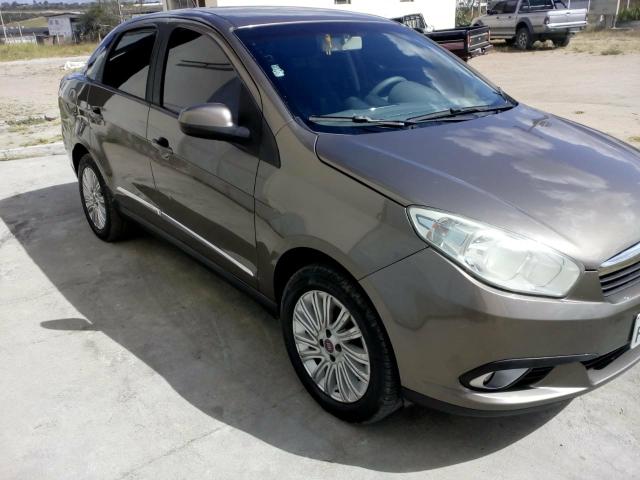 Grand Siena 1.6 com GNV g5 aceito propostas - Foto 2