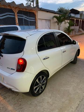 "Preço imperdível, Lindo March Sl 1.6 Automático Flex 2016-2017 completo''