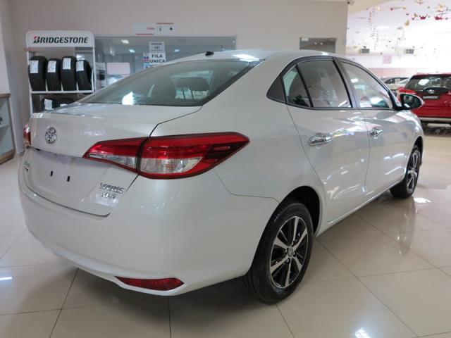TOYOTA YARIS SEDAN XLS AT 19/20 - Foto 4