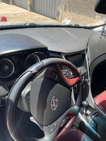 Hyundai Sonata 2011 - Foto 2