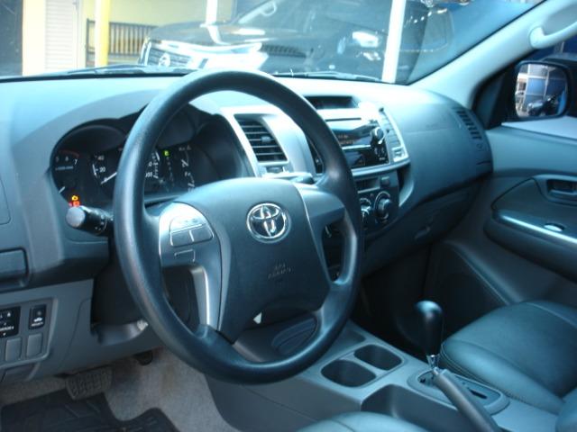 Hilux Cabine Dupla SR 2.7 Flex Automática Completíssima Tirada em Goiânia Super Nova - Foto 9