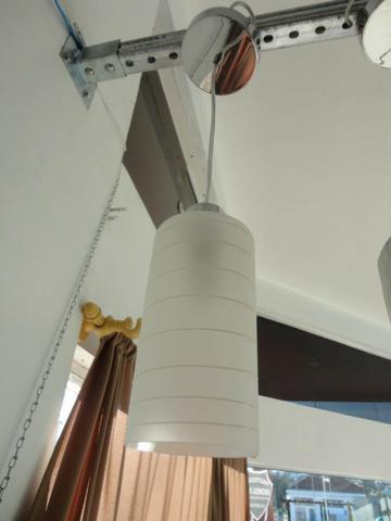 Pendente Redondo Vidro Branco 20cm/Bivolt - Foto 4