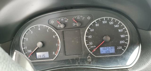 Vendo Polo 1.6 Sedan 2012 Lindo - Foto 9