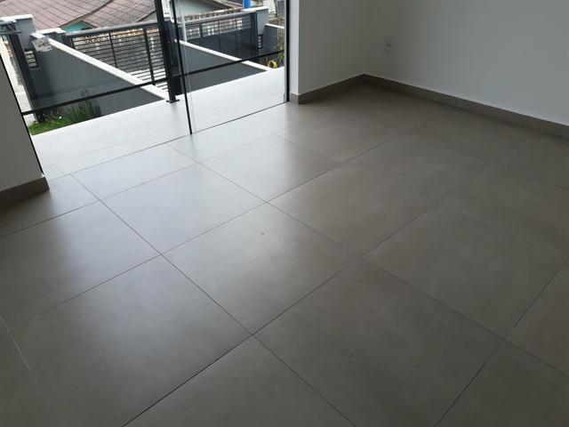 Sobrado novo no I.RIRIÚ, 2dorm, 2bwc, 65m2, 3,65m abertura excelente acabamento - Foto 3