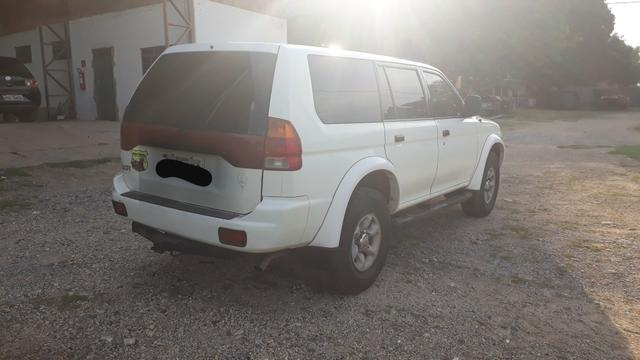 Mitsubishi Pajero sport