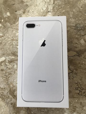IPhone 8 Plus 64gb Prata 2 anos de garantia