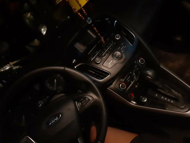 Ford Focus SE Hatchback 2.0 Automatic 2016/2016 - Foto 2