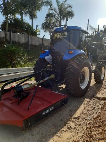 Trator New Holland - Foto 3