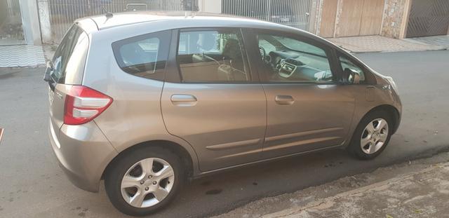 Honda Fit LXL 2010 - ipva total pago - Foto 4