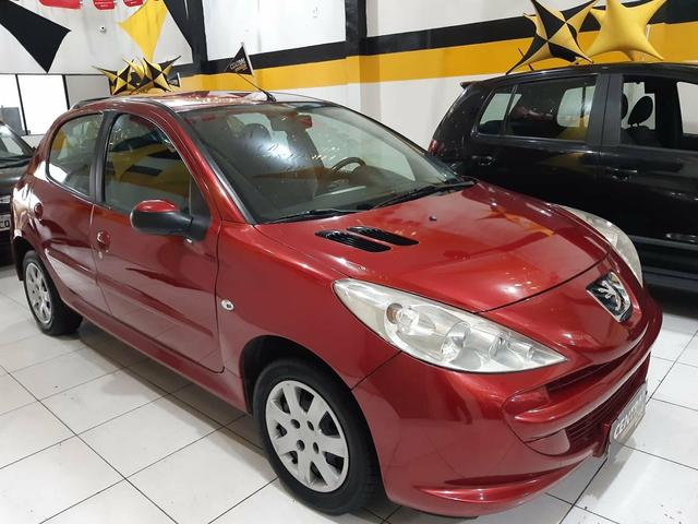 Peugeot / 207 XR Hatch 1.4 - 2010 - Foto 4