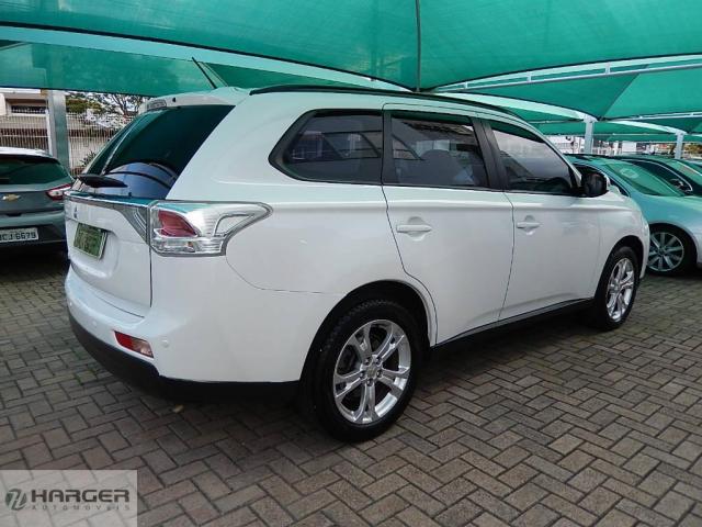 Mitsubishi Outlander 2.0 - Foto 4