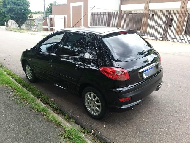 Peugeot 207 - Foto 2