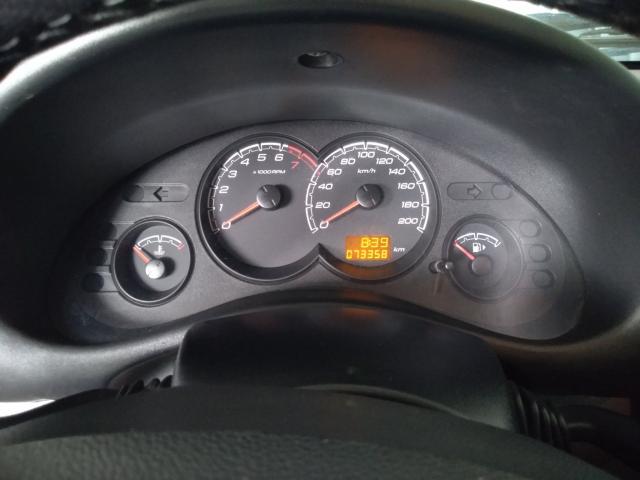 CLASSIC 2013/2014 1.0 MPFI LS 8V FLEX 4P MANUAL - Foto 8