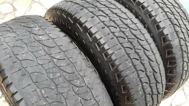 3 Pneus Michelin - Total Performance - 265/65 R17