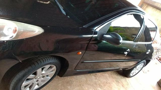 Peugeot 207 - Foto 2