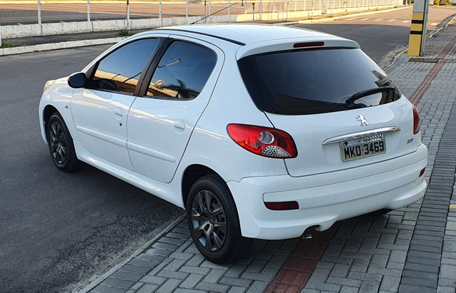 Peugeot 207 XR 1.4 2012 - Foto 6