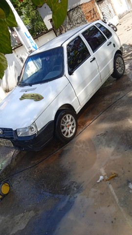 FIAT UNO COMPLETO