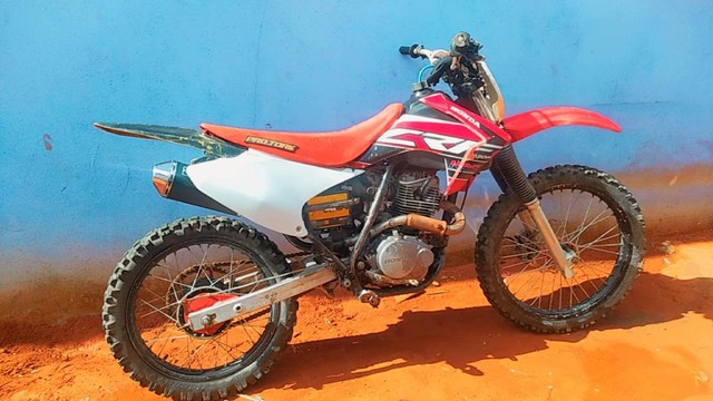 XR 200 PARA TRILHA