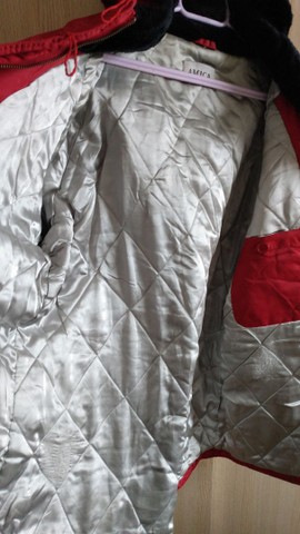 Jaqueta de nylon importada impermeável vermelha - Foto 2