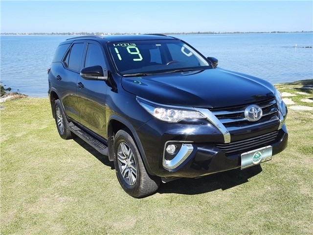 TOYOTA HILUX SW4 2.7 AUTOMÁTICO 2019 PRETO