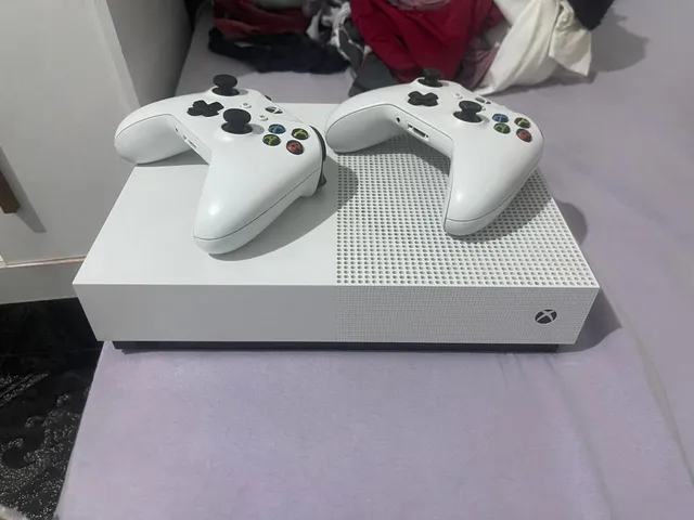 Xbox One S All-Digital, sem leitor de discos, chega ao Brasil em junho.  Pré-venda começa hoje - Olhar Digital