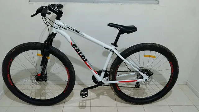 Vendo moto de trilha 10x sem juros - Esportes e ginástica - Cajuru