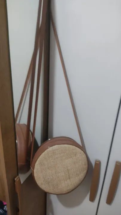 Bolsa redonda de palha couro sintético 