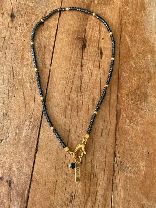 Colares delicados e charmosos!!! Marca Larissa Carolina  - Foto 2