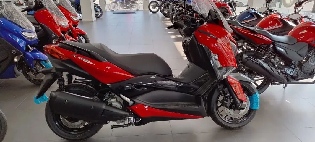 Moto Yamaha X-Max 250cc/ * Vando/ Pronta entrega, crédito fácil.