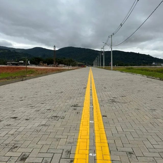 Lote Comercial Industrial 900 m2 Condominio Fechado Fácil acesso em Biguaçu SC - Business - Foto 8