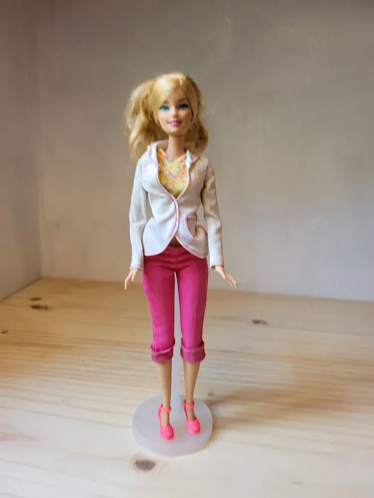 Barbie médica anos 2000
