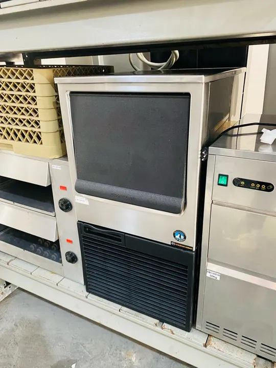 MÁQUINA DE GELO CRESCENTE (MEIA LUA) MACOM KM-30A
