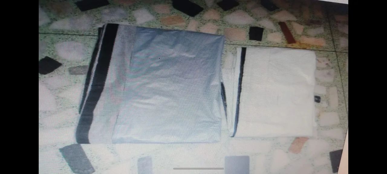 Tela para projetor pouco uso  - Foto 3