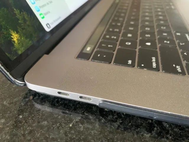 MACBOOK PRO i9 2019 - tela quebrada - Foto 4