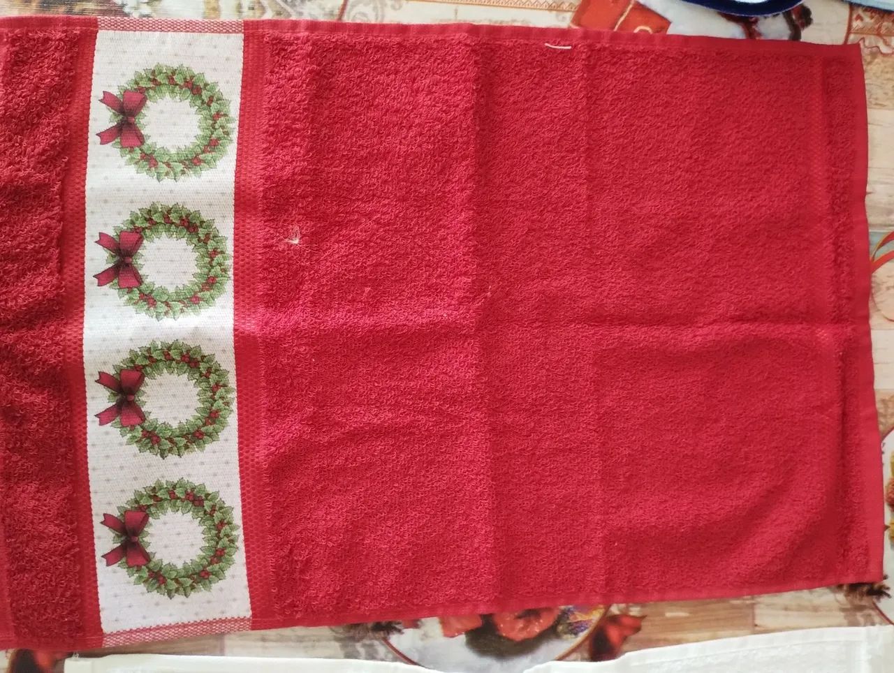 Toalha de Banho Natalina Bordada - Foto 3