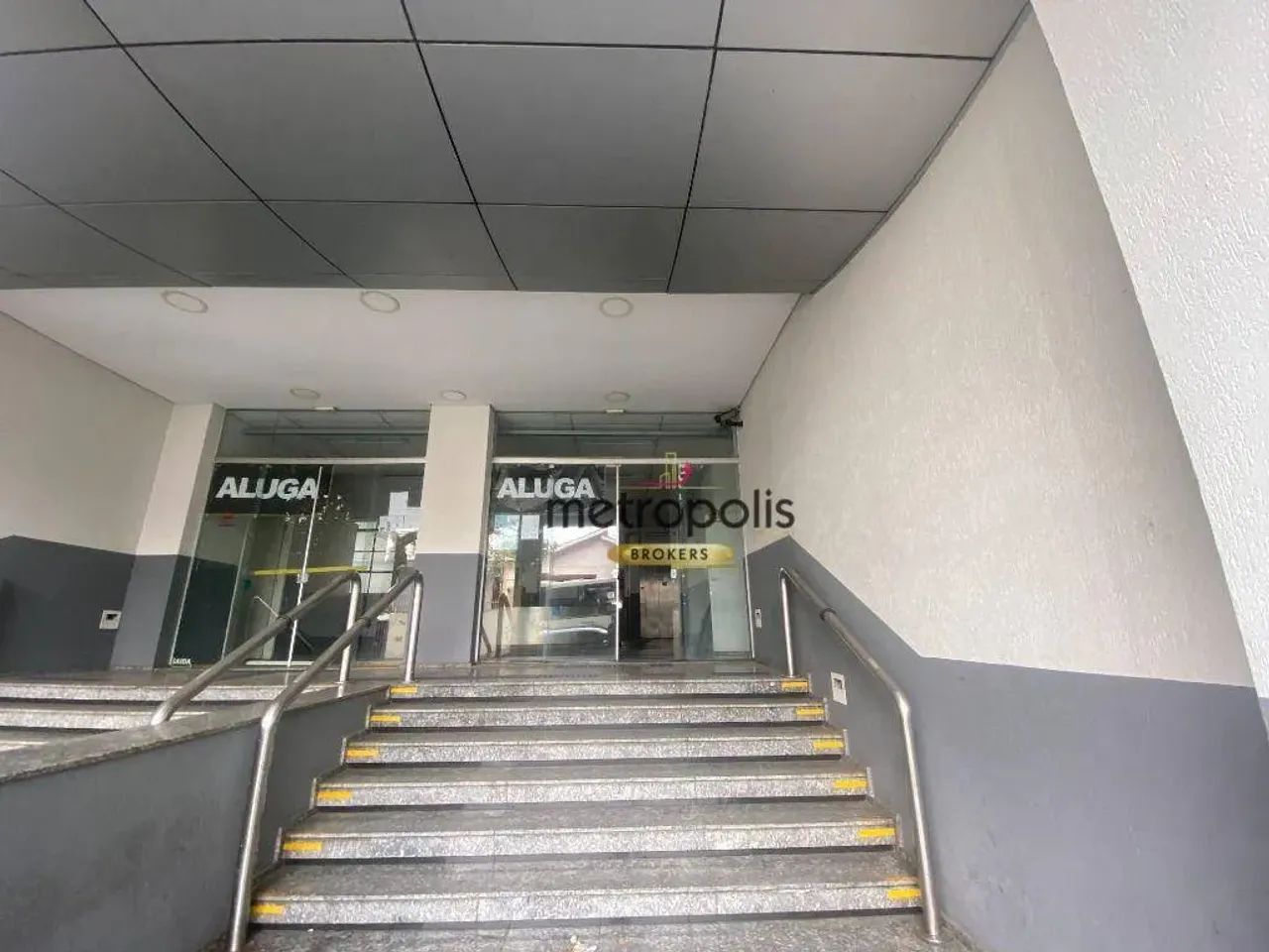 Localização privilegiada com fácil acesso a comércios e vias rápidas. - Foto 2