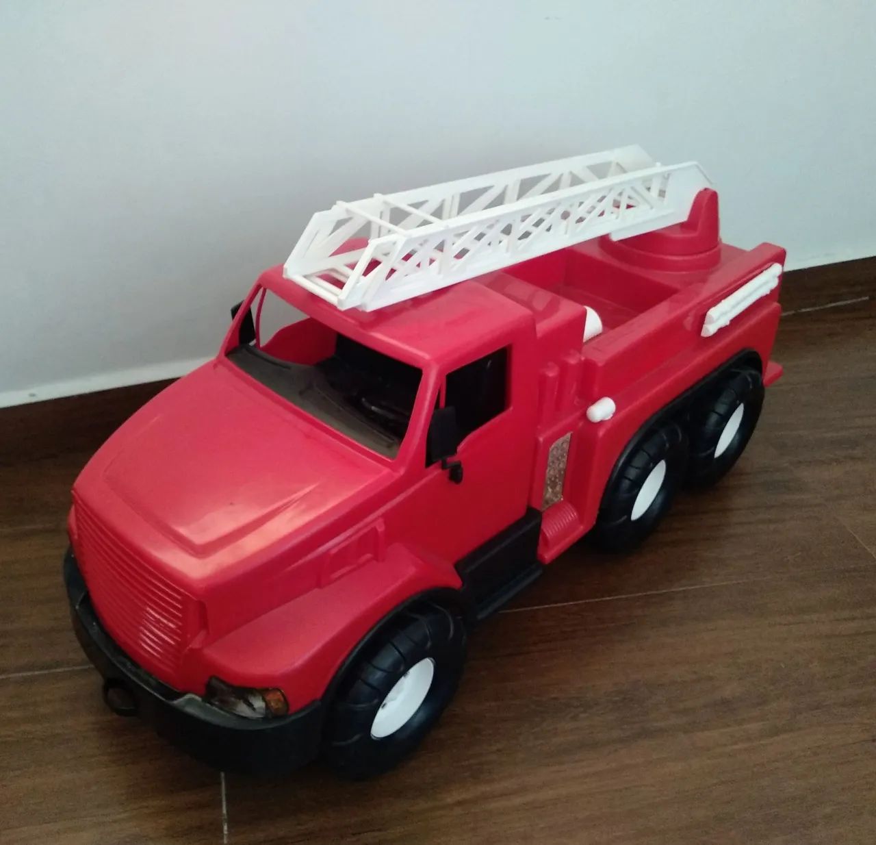 Caminhão de Bombeiros Brinquedo