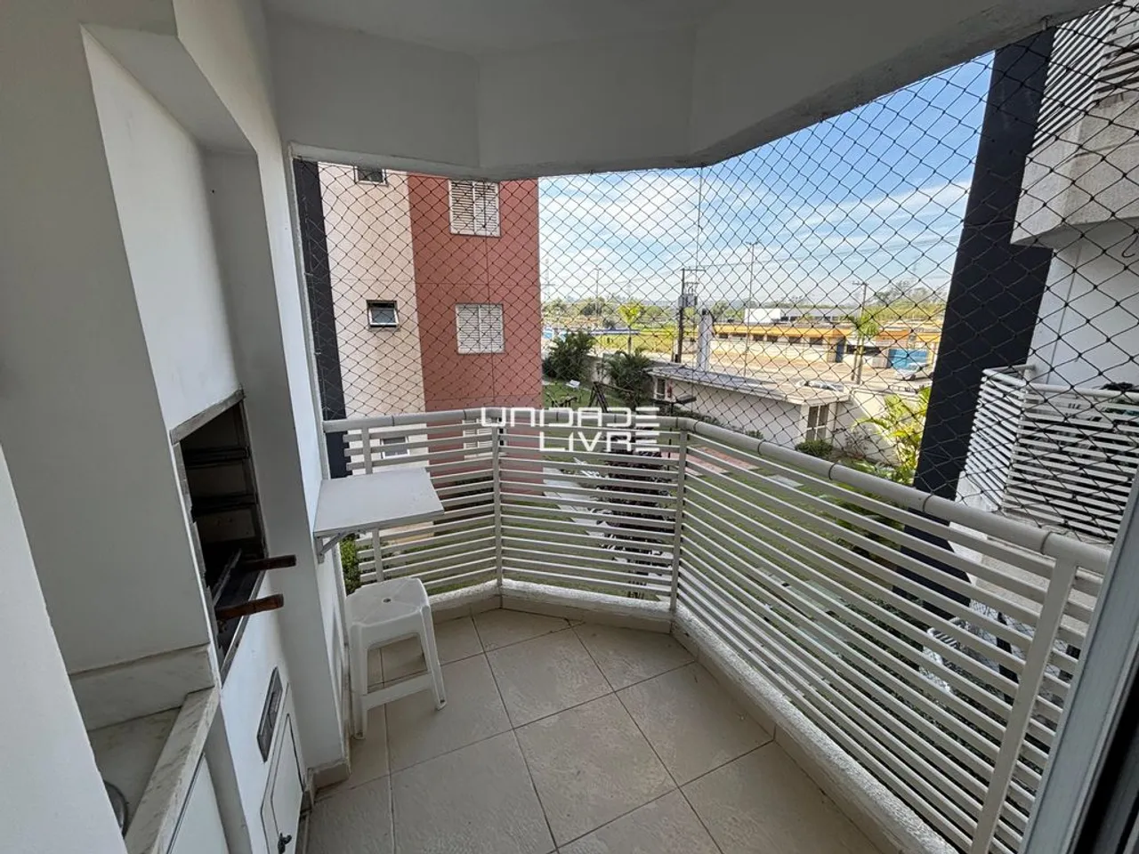 Mogi das Cruzes, Condomínio Espanha 3 - 2 dorms c/ armários e ótima localização