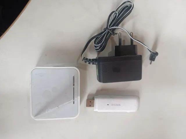 Roteador D-Link/ TP-Link 