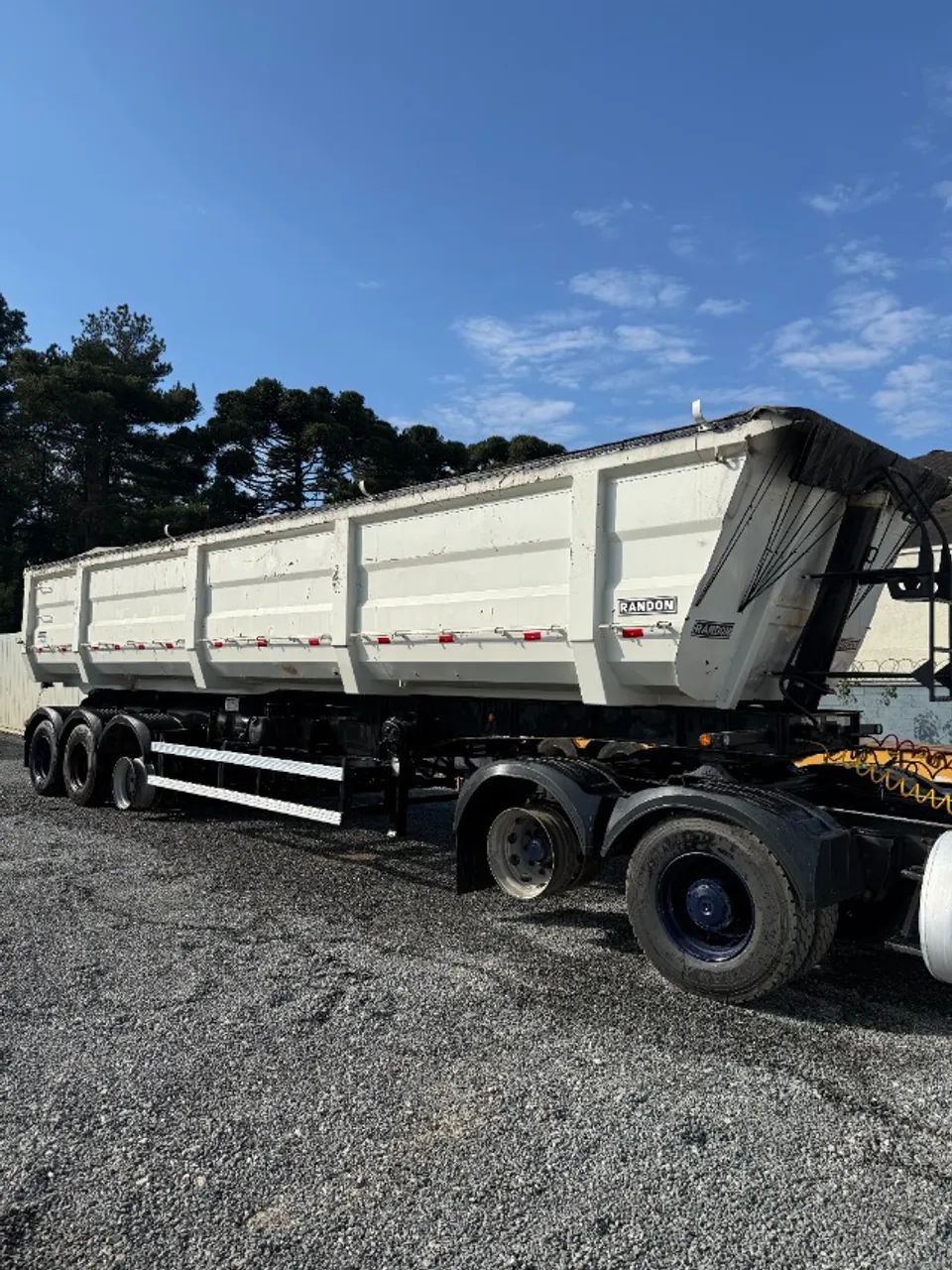 CARRETA BASCULANTE RANDON 2019 40M3 3 EIXOS