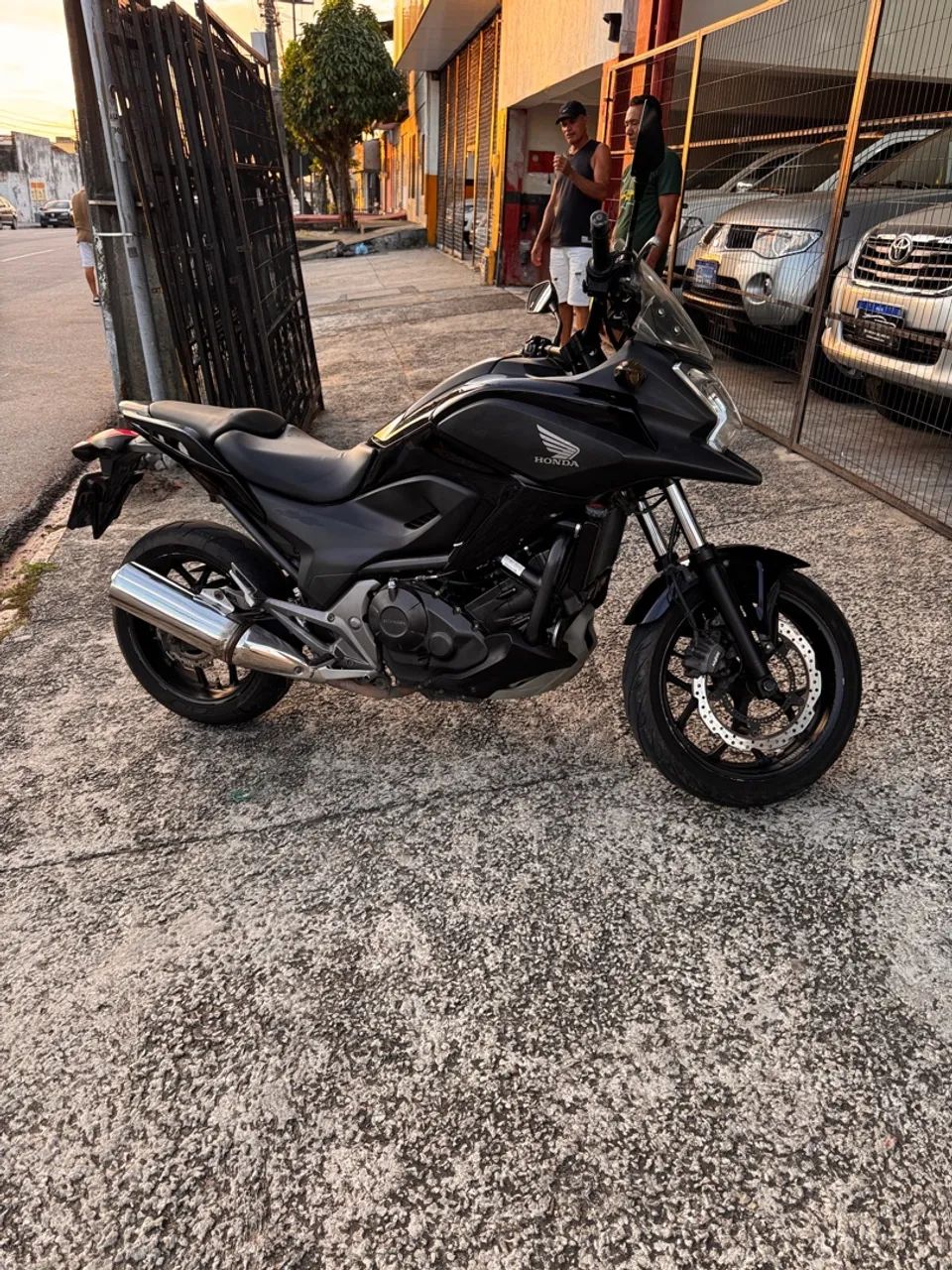 Nc 750 2015 extra pneus novos revisão feita hoje 
