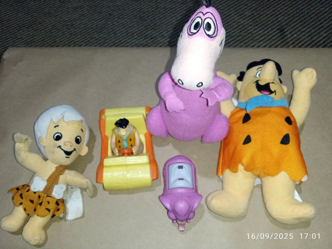 Coleção de brinquedos Flintstones do McDonald's. Kit com 5 peças 