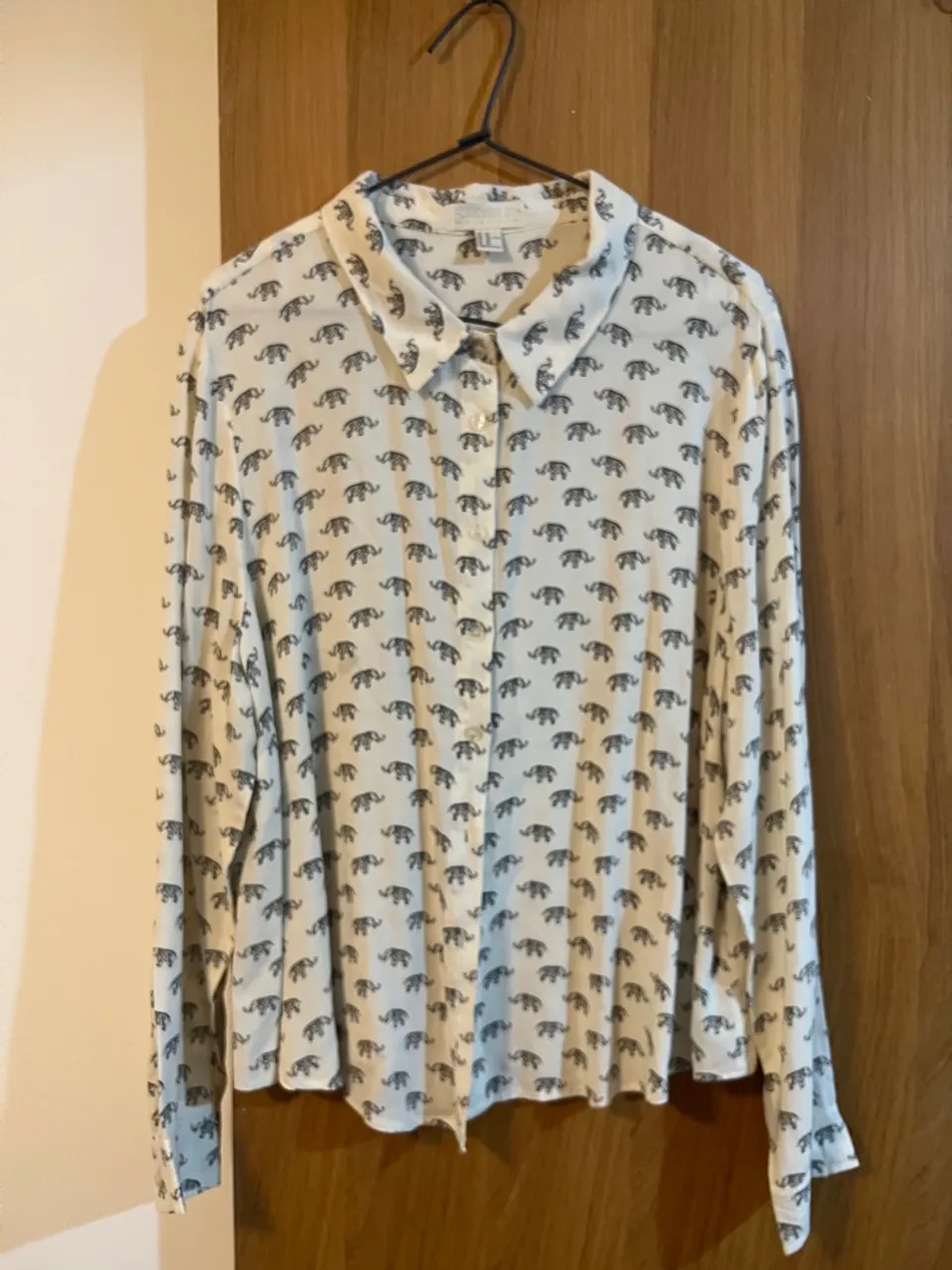 Camisa Feminina Estampa Elefante - forever 21