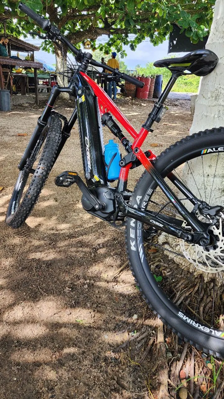 Bicicleta Oggi Razzo 2024
