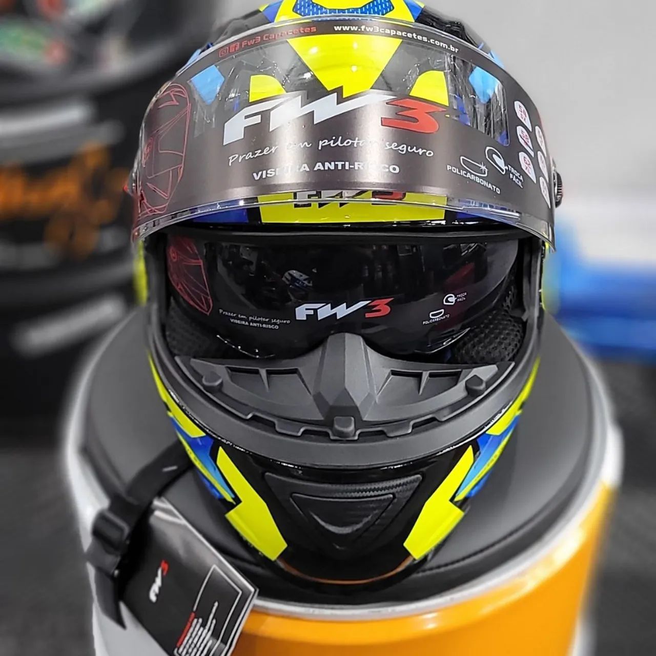 Capacete Fw3 fechado  - Foto 4