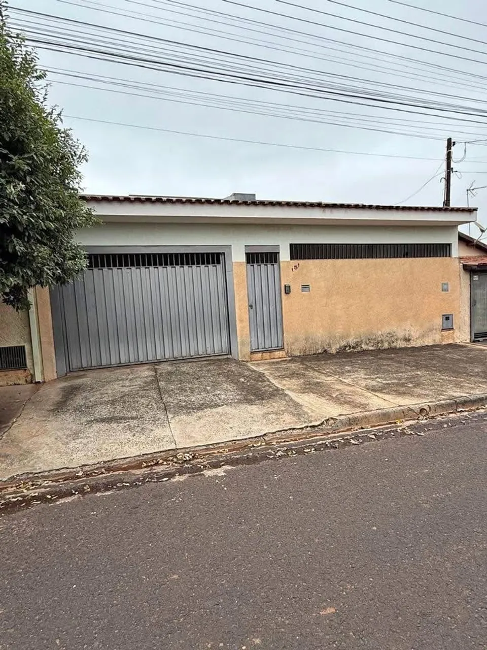 CASA A VENDA NO SANTO ANTÔNIO